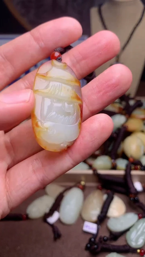 【闪购商品】和田玉颈饰未镶嵌1