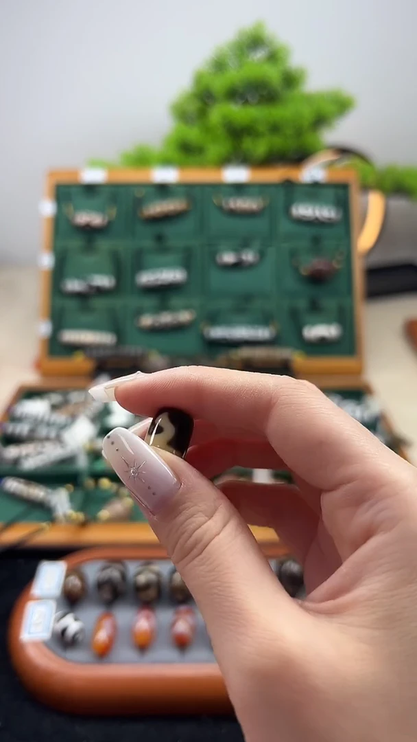 玛瑙/玉髓（覆膜）颈饰未镶嵌73（微瑕随机发货）