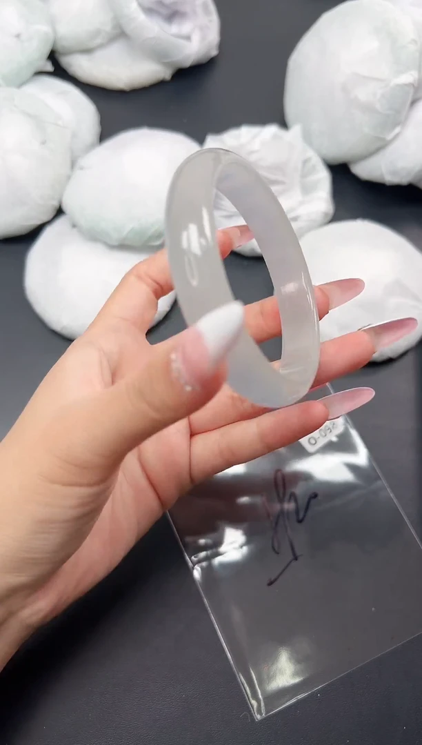 精品手镯，一物一拍O-098