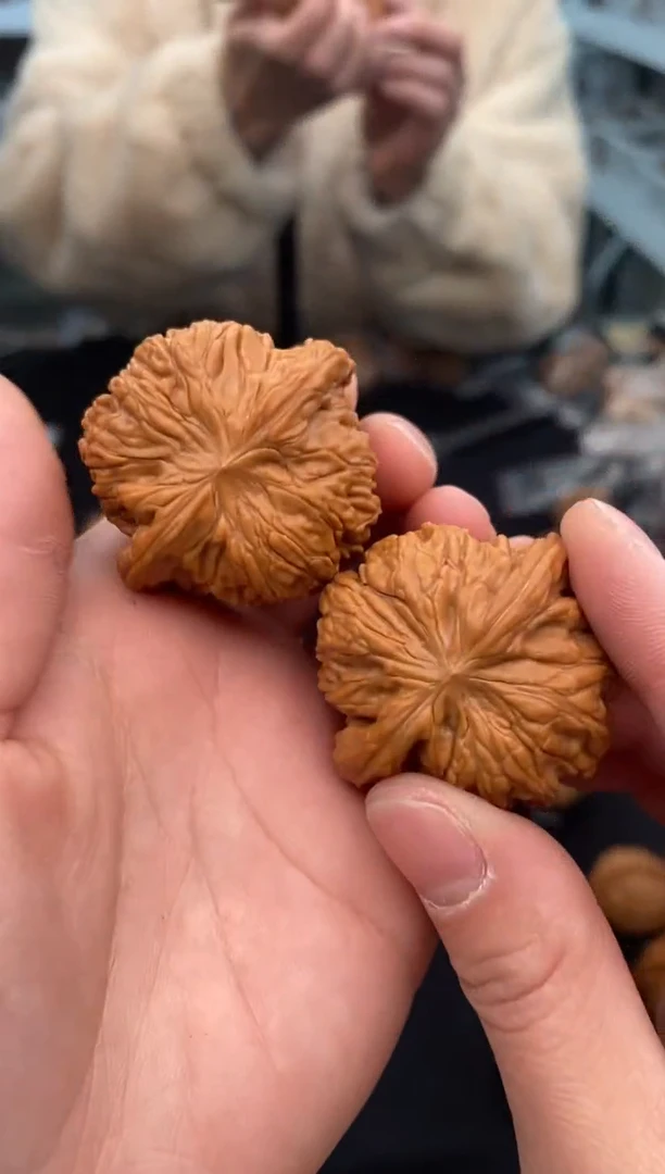 【闪购商品】文玩核桃把件山地磨40-t969