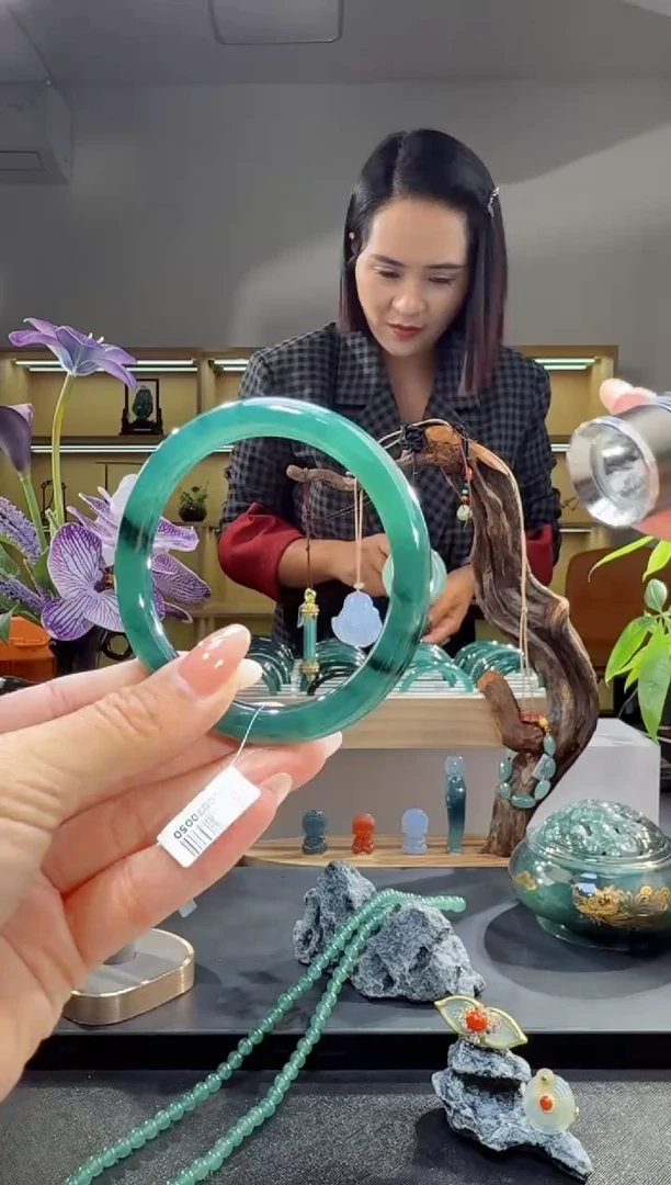 未镶嵌手镯翡翠58.3圈