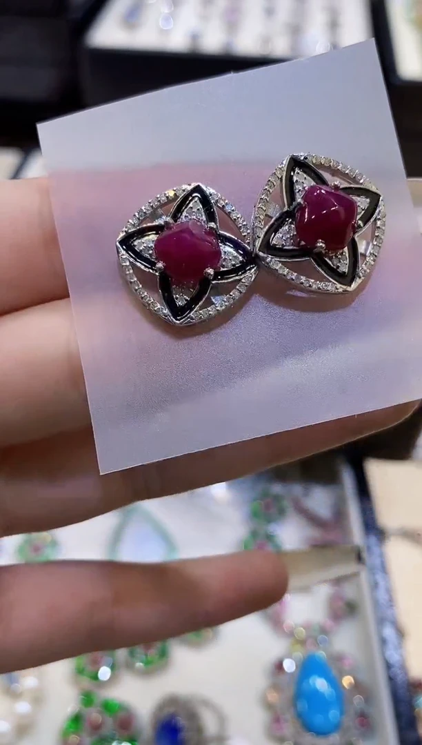 银S925镶嵌耳饰红宝石楚楚珠宝中古甄选不退换