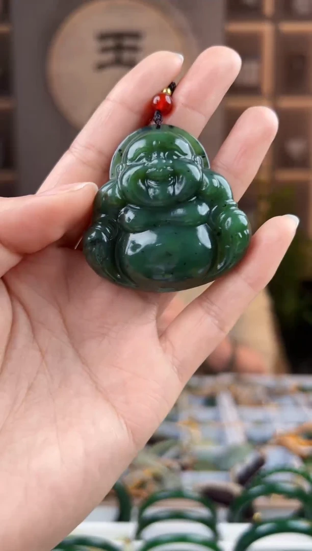 颈饰未镶嵌和田玉拍一发一，拍一发一