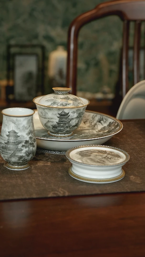 边**减手绘重工墨彩岳阳楼四件套