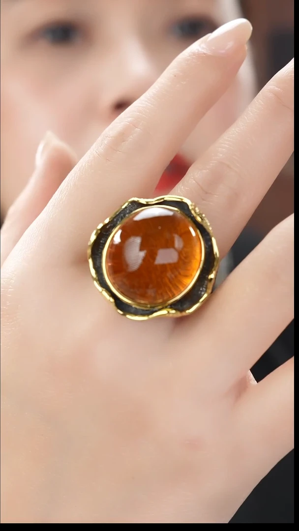 琥珀吊坠(不含链)未镶嵌精品净水红皮戒指