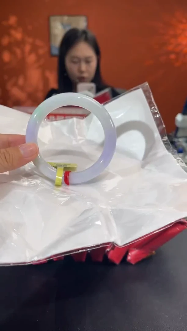 未镶嵌手镯翡翠等**?7