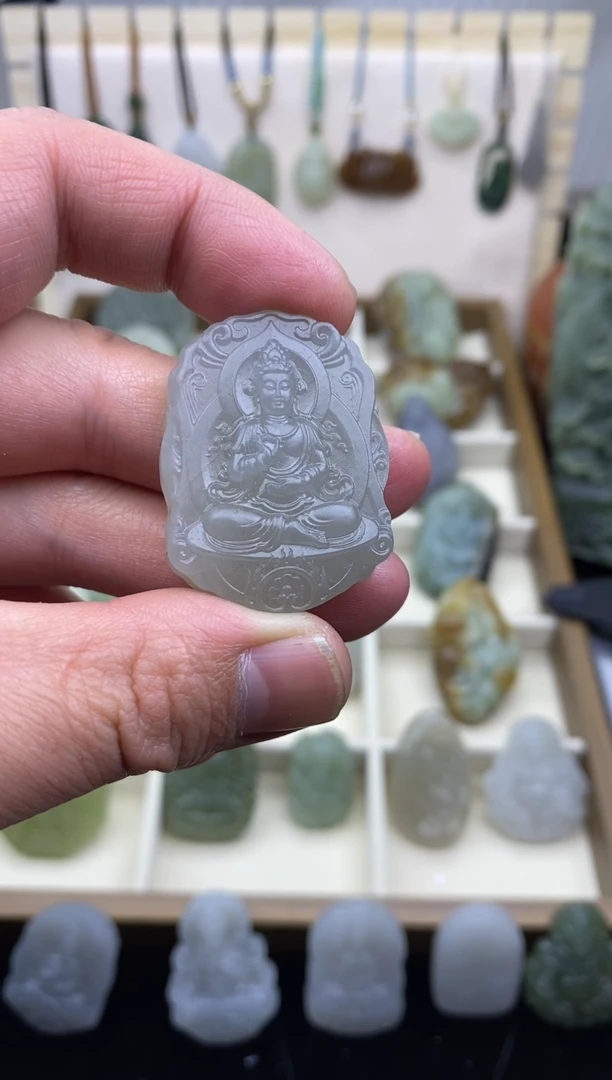 颈饰未镶嵌和田玉天然和田玉吊坠