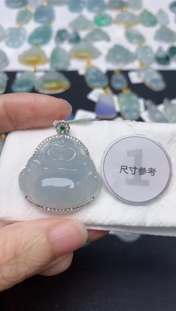 颈饰18K金镶嵌翡翠天然缅甸A货翡翠