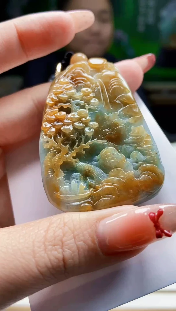 颈饰未镶嵌翡翠翡翠A货