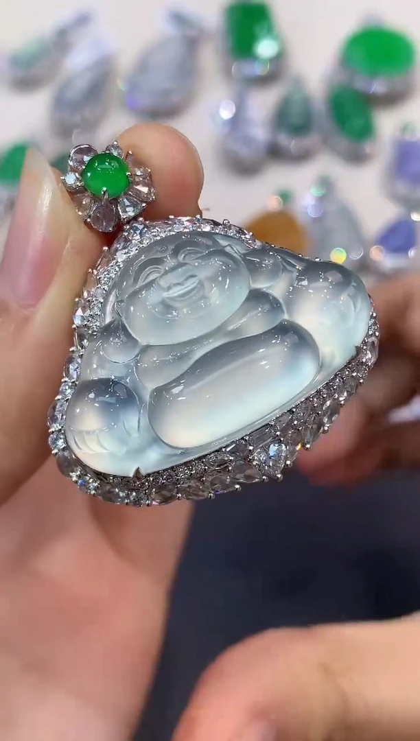 吊坠(不含链)18K金镶嵌翡翠用***子B198