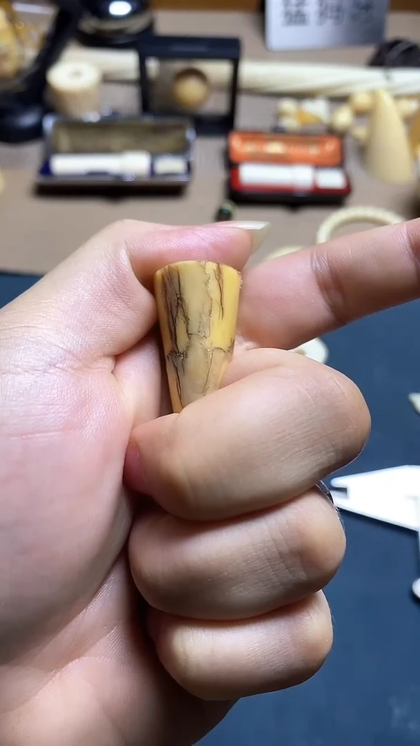 鳄鱼牙把件芬达把件