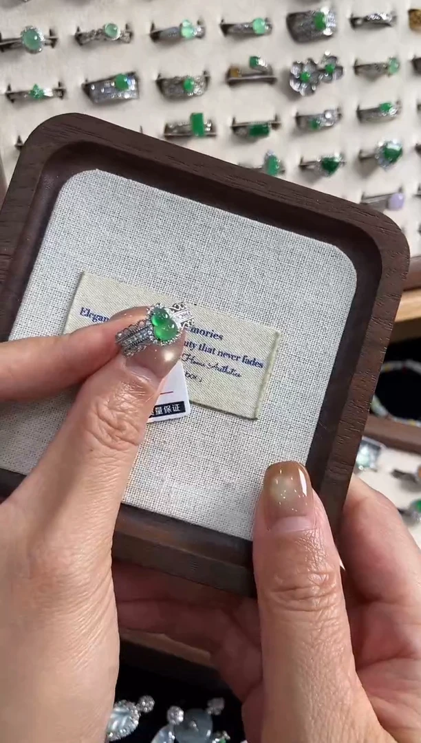 银S925镶嵌挂件翡翠戒指