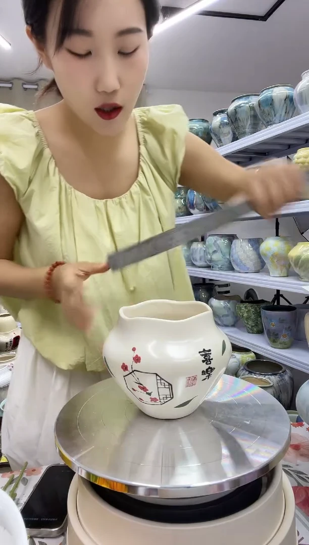 【  8.29  陶瓷花盆   】