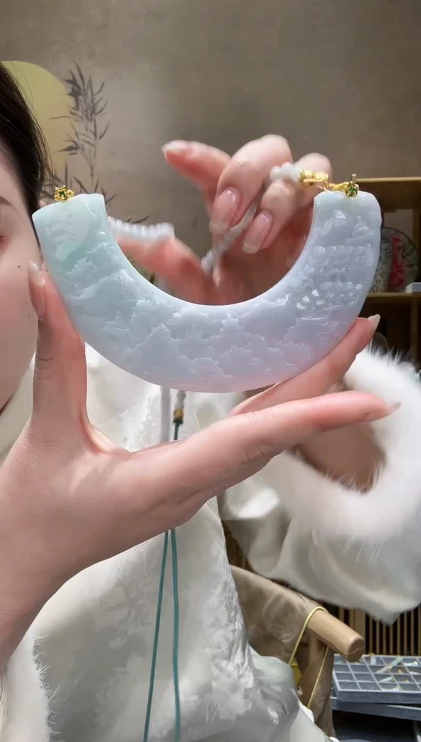 【闪购商品】翡翠颈饰未镶嵌吊坠