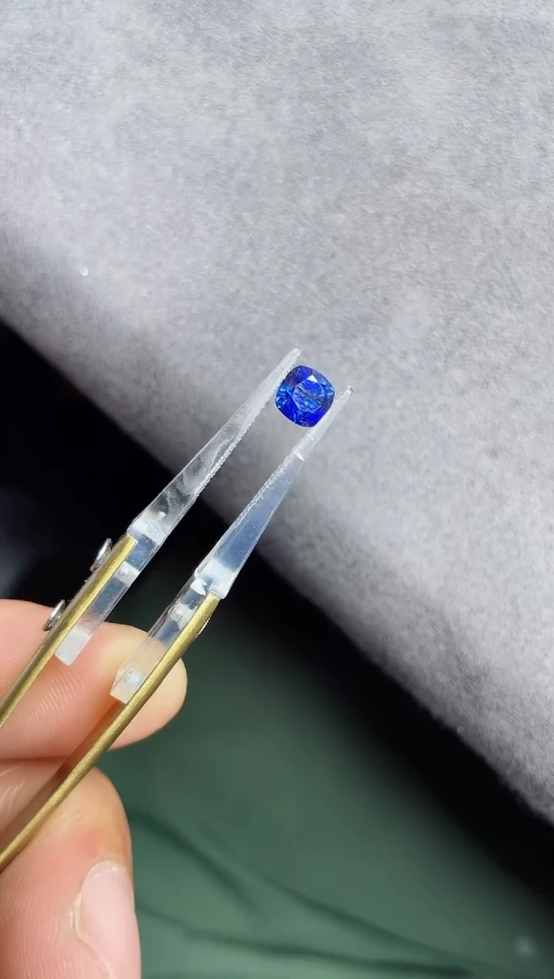 裸石蓝宝石1.13ct