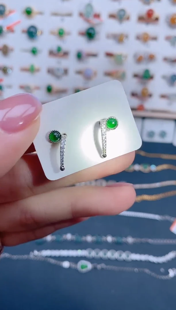 翡翠银S925镶嵌耳饰天然翡翠