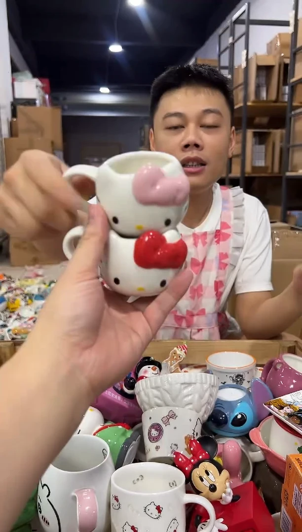 瓷片kkkt一口杯 红色加粉色