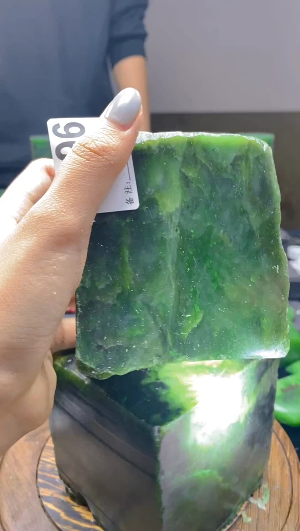 未镶嵌和田玉珠宝半成品1