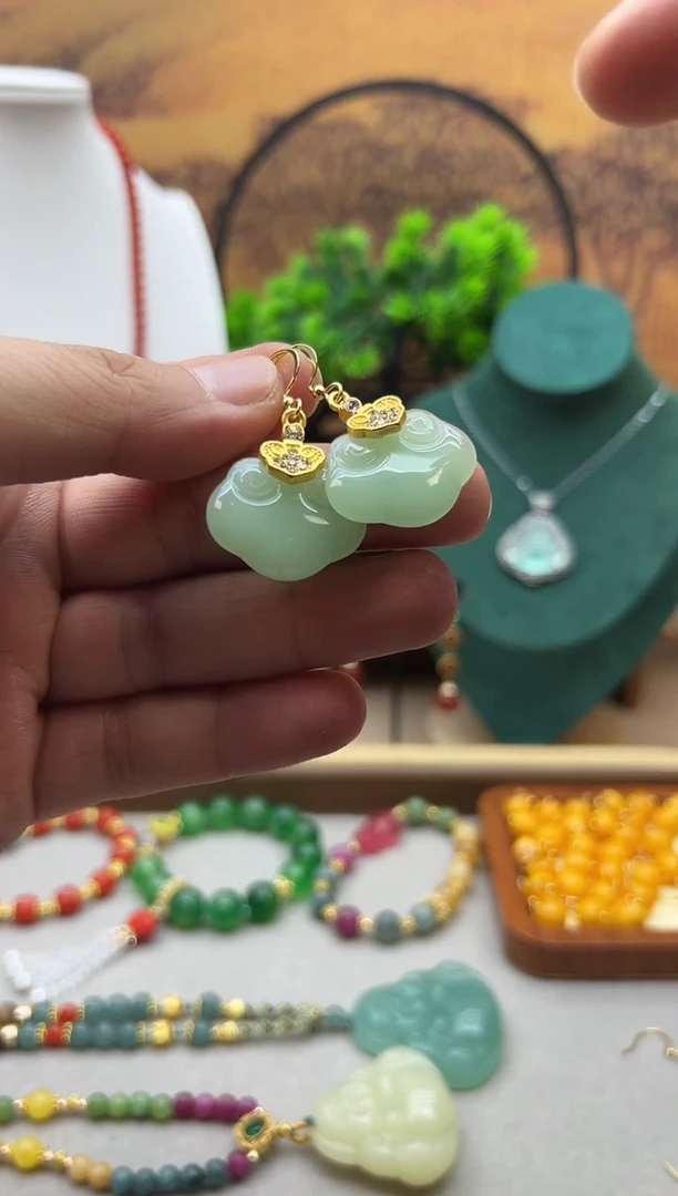 和田玉14K金镶嵌耳饰E451