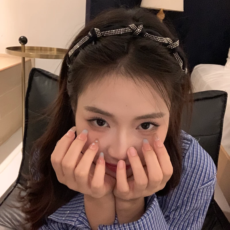 元气满满甜酷闪闪水钻发箍头箍时尚气质压发发饰2025新款