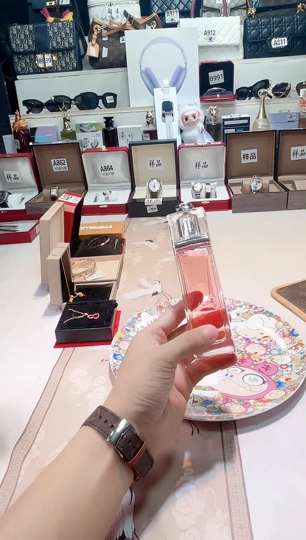 瓷片瓷器 库房到期 全部地板价@@1