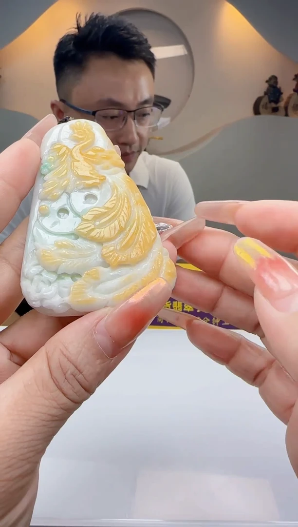 翡翠未镶嵌颈饰Q11413翡翠