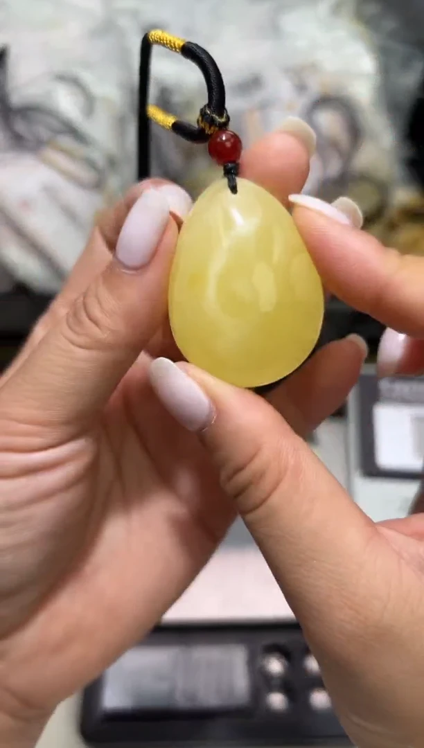 裸石琥珀未镶嵌琥珀蜜蜡吊坠