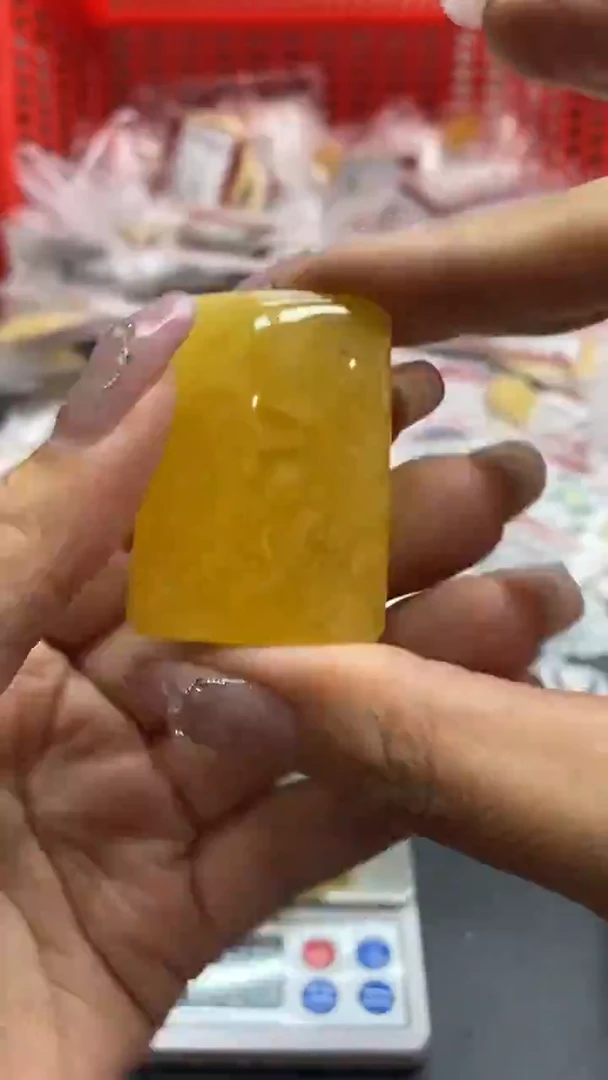 琥珀未镶嵌珠宝奇石1588