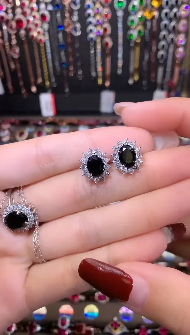 【闪购商品】蓝宝石耳饰银S925镶嵌银色山蓝