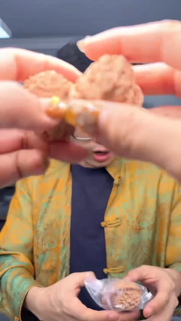 【闪购商品】文玩核桃把件40望月