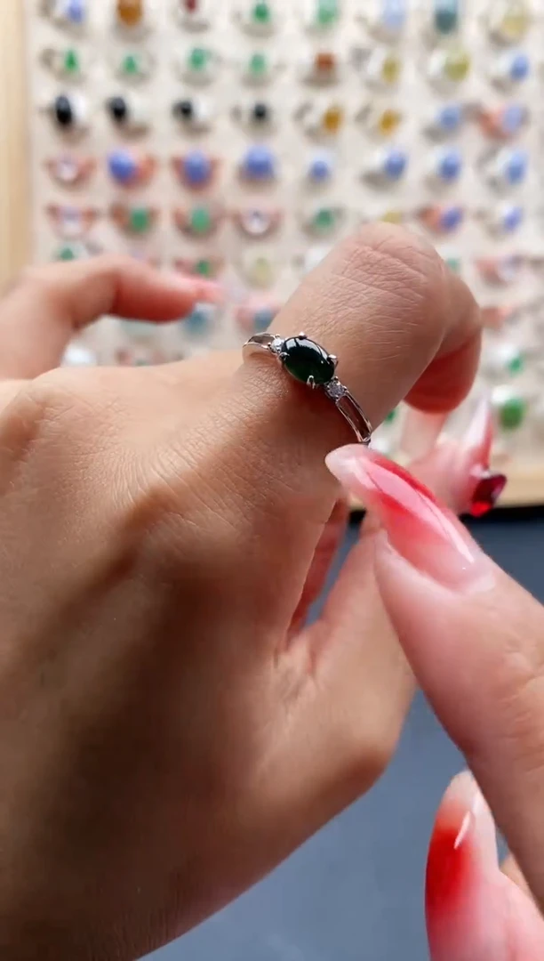 【闪购商品】翡翠戒指银S925镶嵌缅甸天然A货翡翠444 8+10