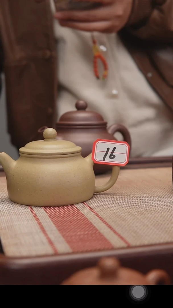 茶壶紫砂铭***8微瑕本绿怀隐170cc