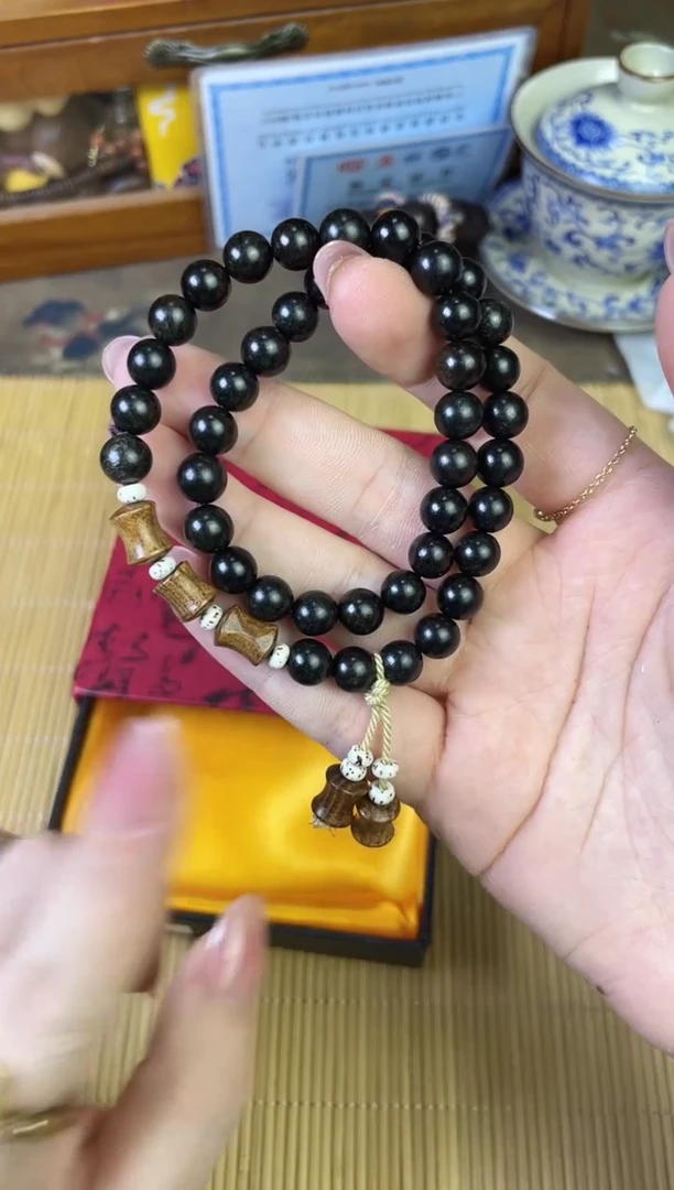 非洲檀香手串/手链菩提木质玉石手串/多发性其一/不带盒子