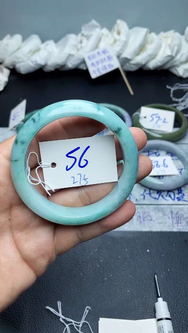 未镶嵌手镯翡翠275
