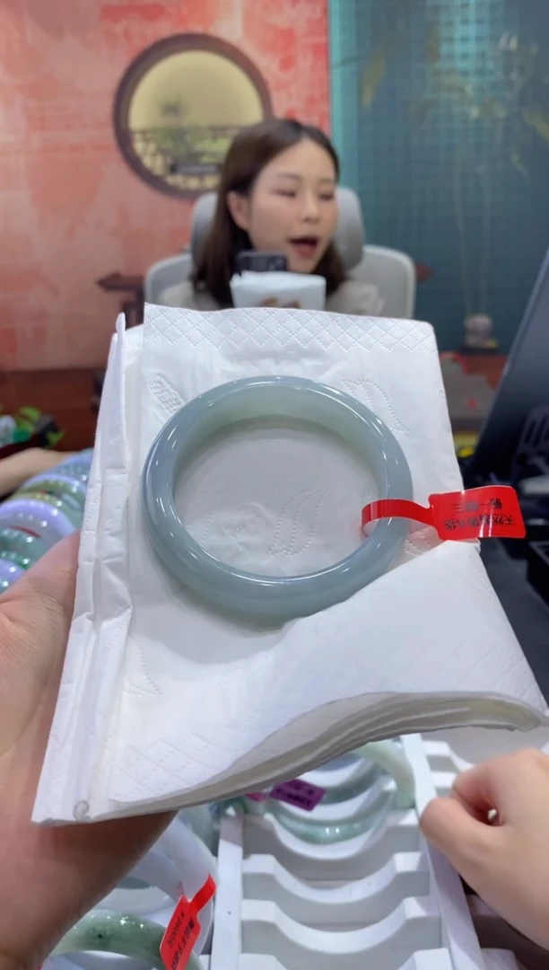 未镶嵌手镯翡翠0045800