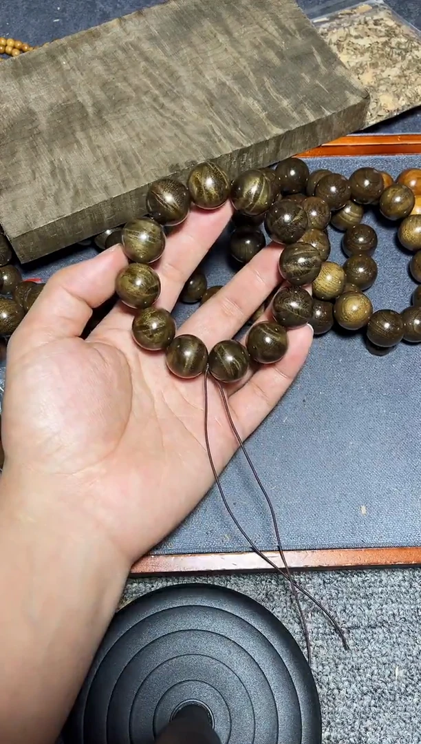 金丝楠手串/手链阴沉金丝楠2.0果香闪电纹198