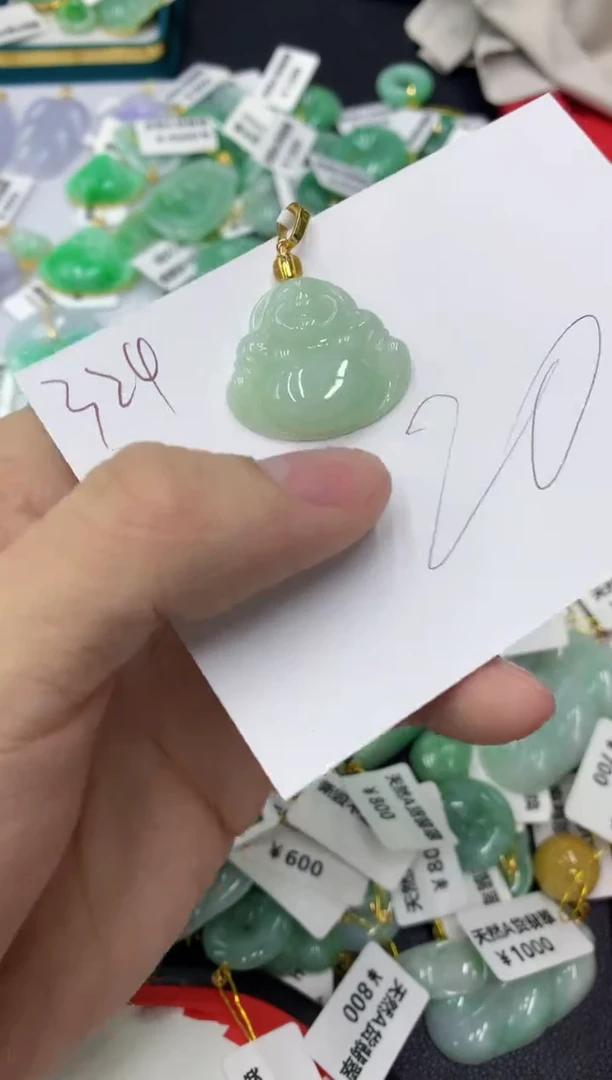 【闪购商品】翡翠颈饰未镶嵌11111111