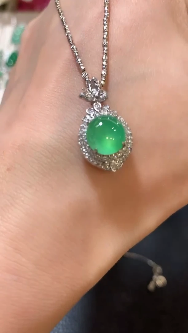 吊坠(不含链)18K金镶嵌翡翠n9