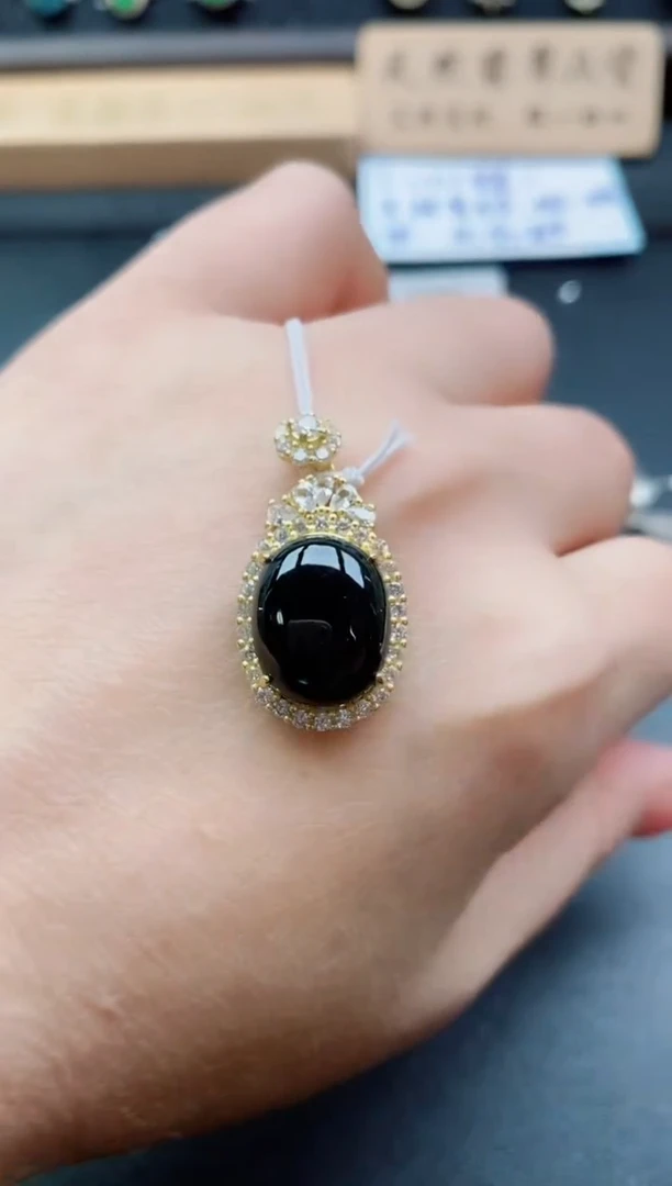 吊坠(赠链)银S925镶嵌翡翠1