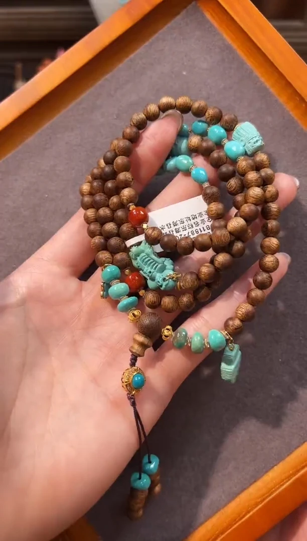 18K金镶嵌绿松石颈饰绿松石项链