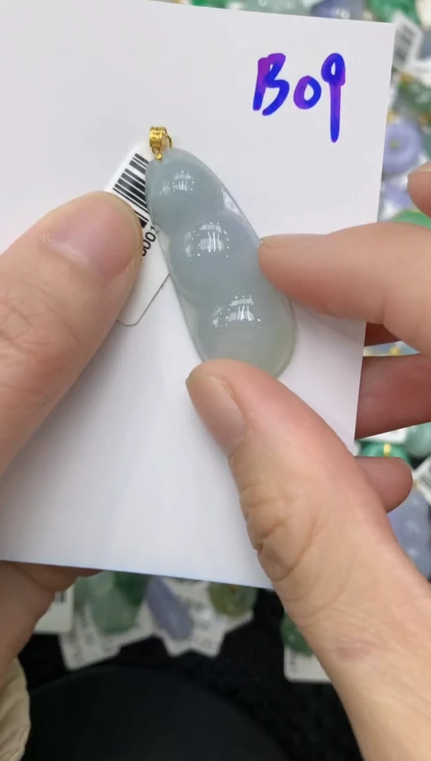 【闪购商品】翡翠颈饰18K金镶嵌11111111111