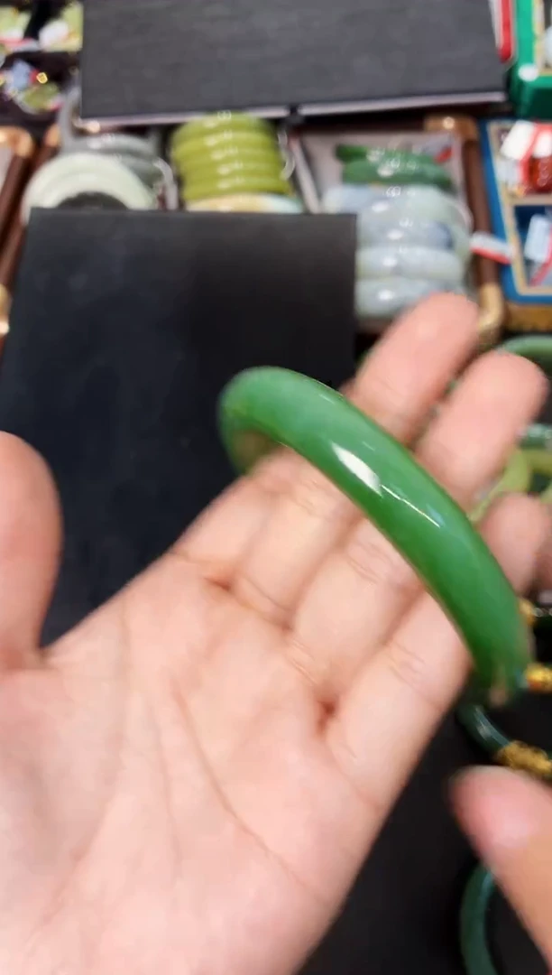 未镶嵌手镯和田玉彩*炫63多样性发一