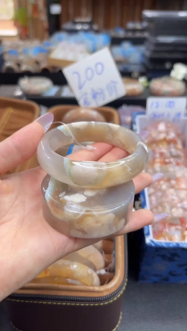 未镶嵌手镯石英质玉A34(58圈赠送镯心)