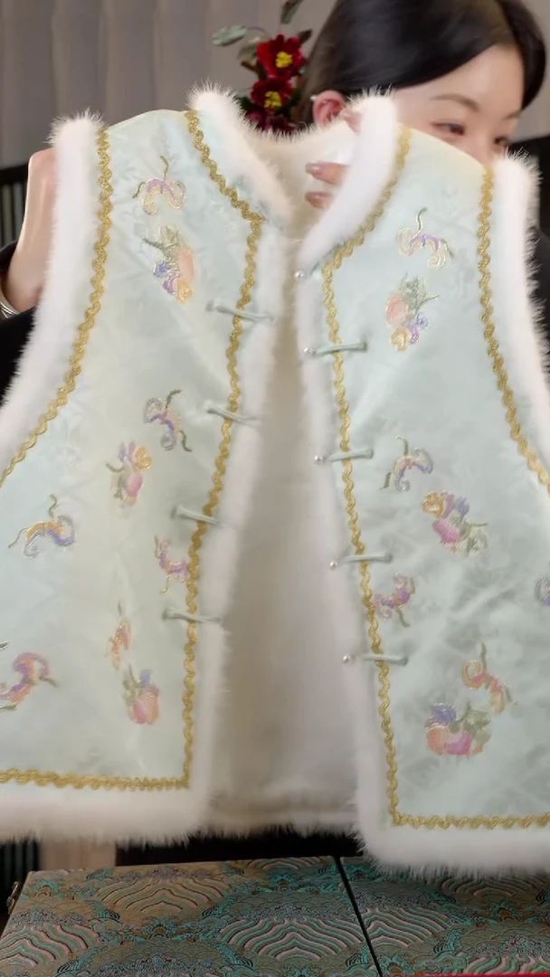 刺绣A****g非遗绒花饰品