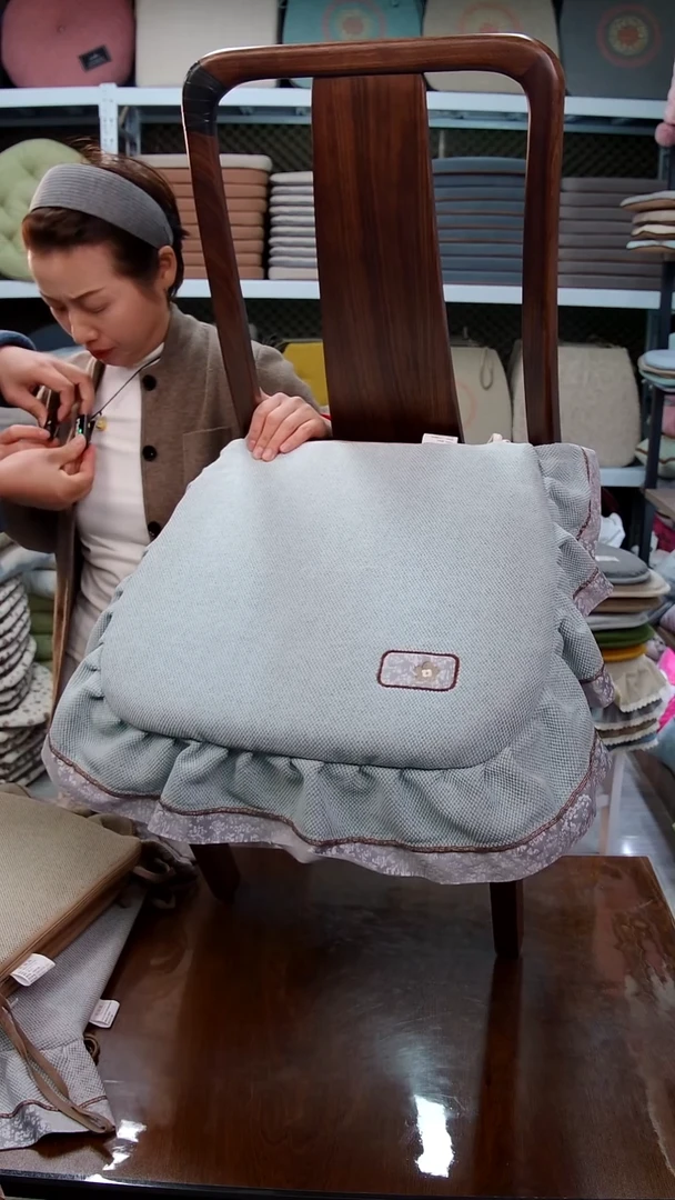 布大边雪尼—淡轻：绿色4个