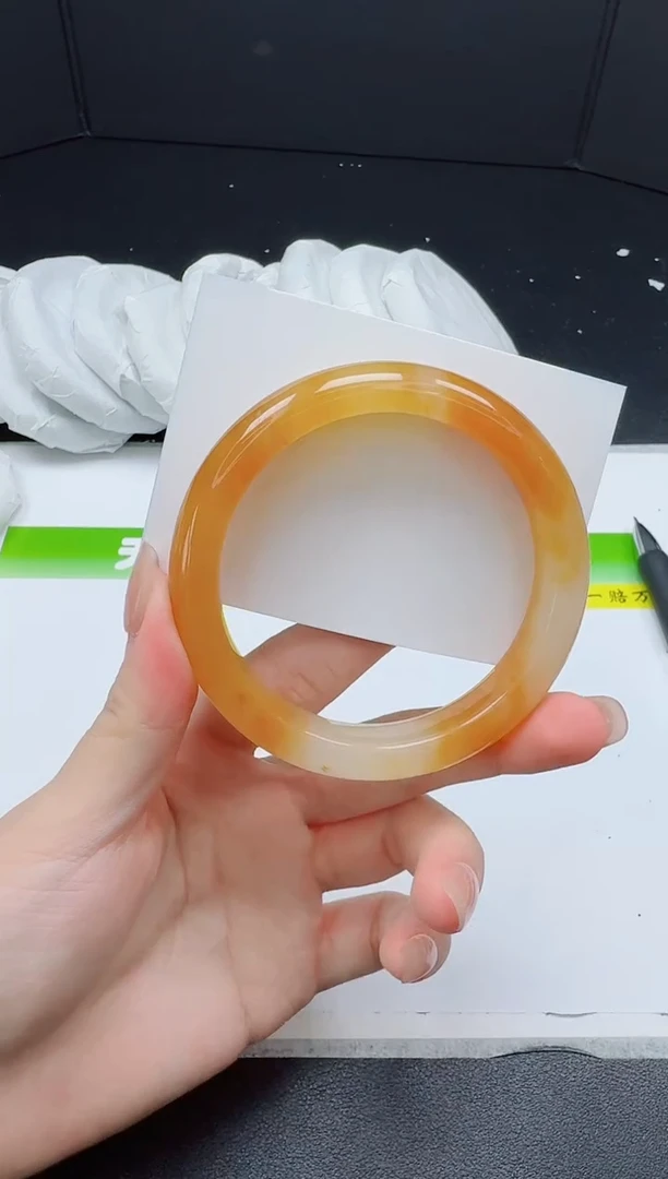 石英质玉手镯未镶嵌022-6061