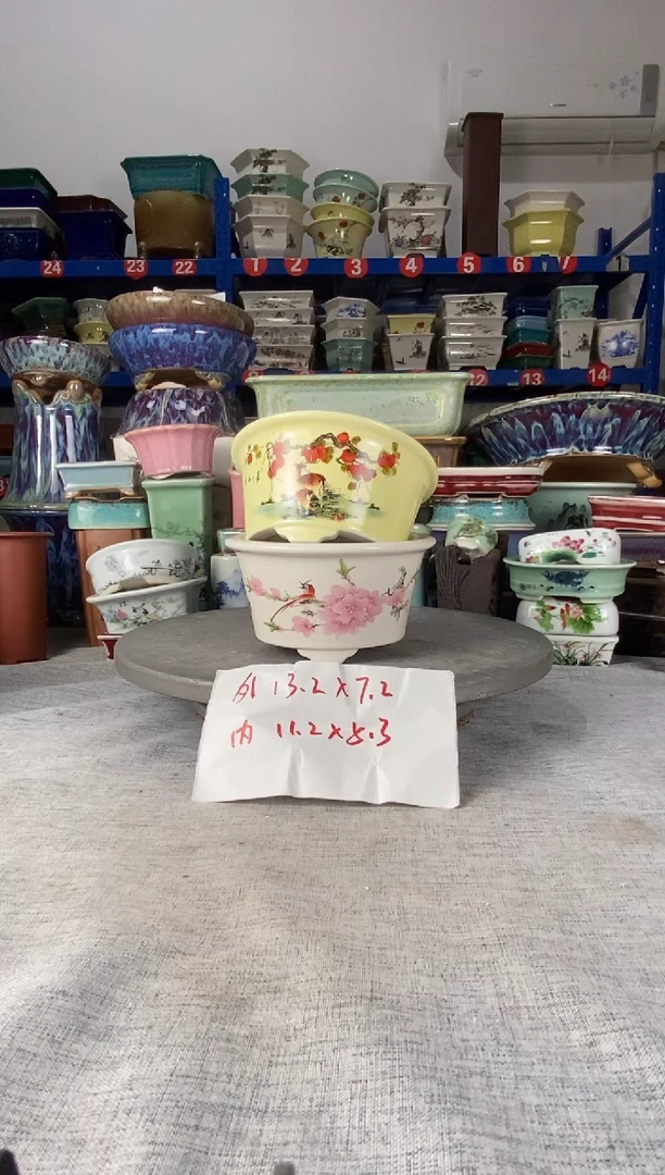 102004两只圆盆花盆