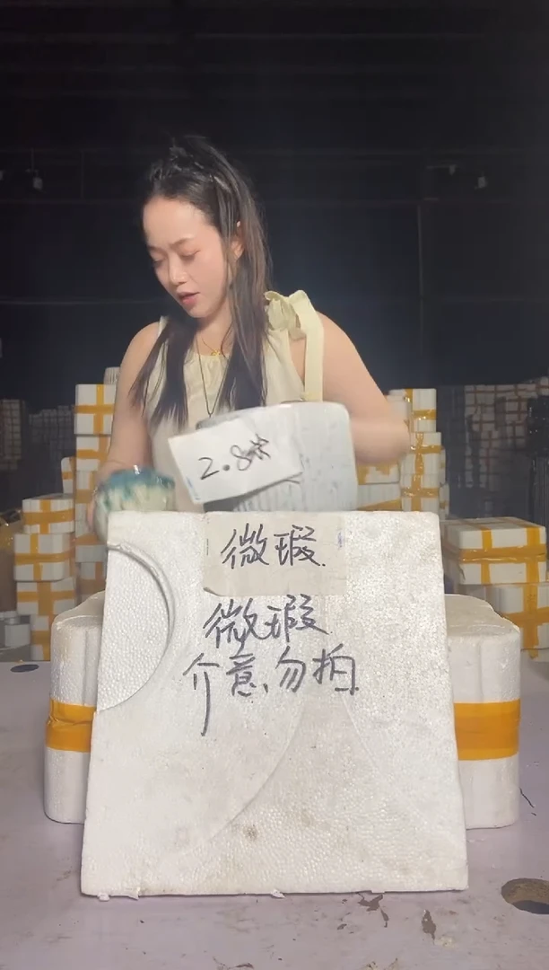 幸****。宜兴紫砂粗陶花盆