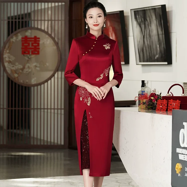 气质优雅年轻妈妈女装婚宴礼服裙2025年春夏季新款酒红色连衣裙