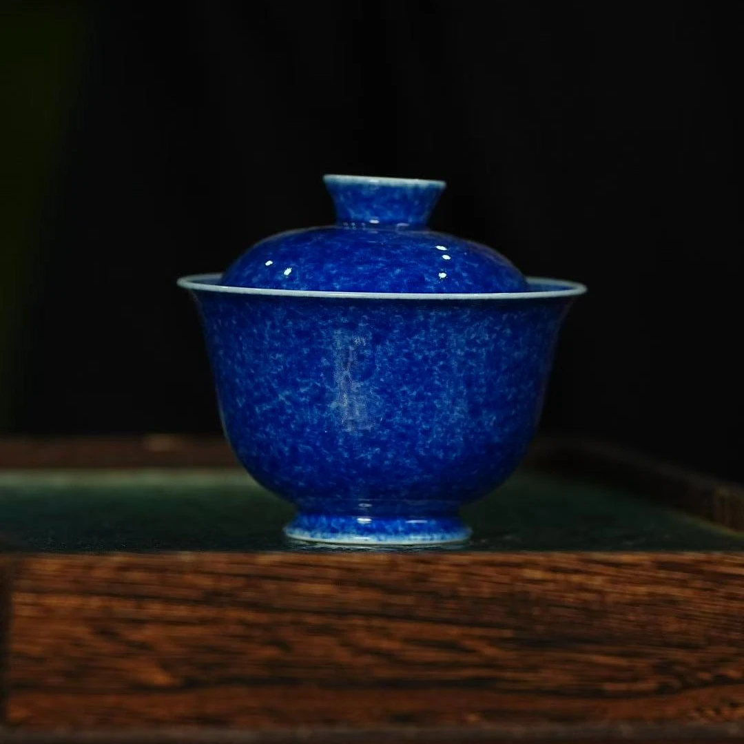 【央广甄瓷】逸古堂  外撒蓝内山茶花元宝盖碗